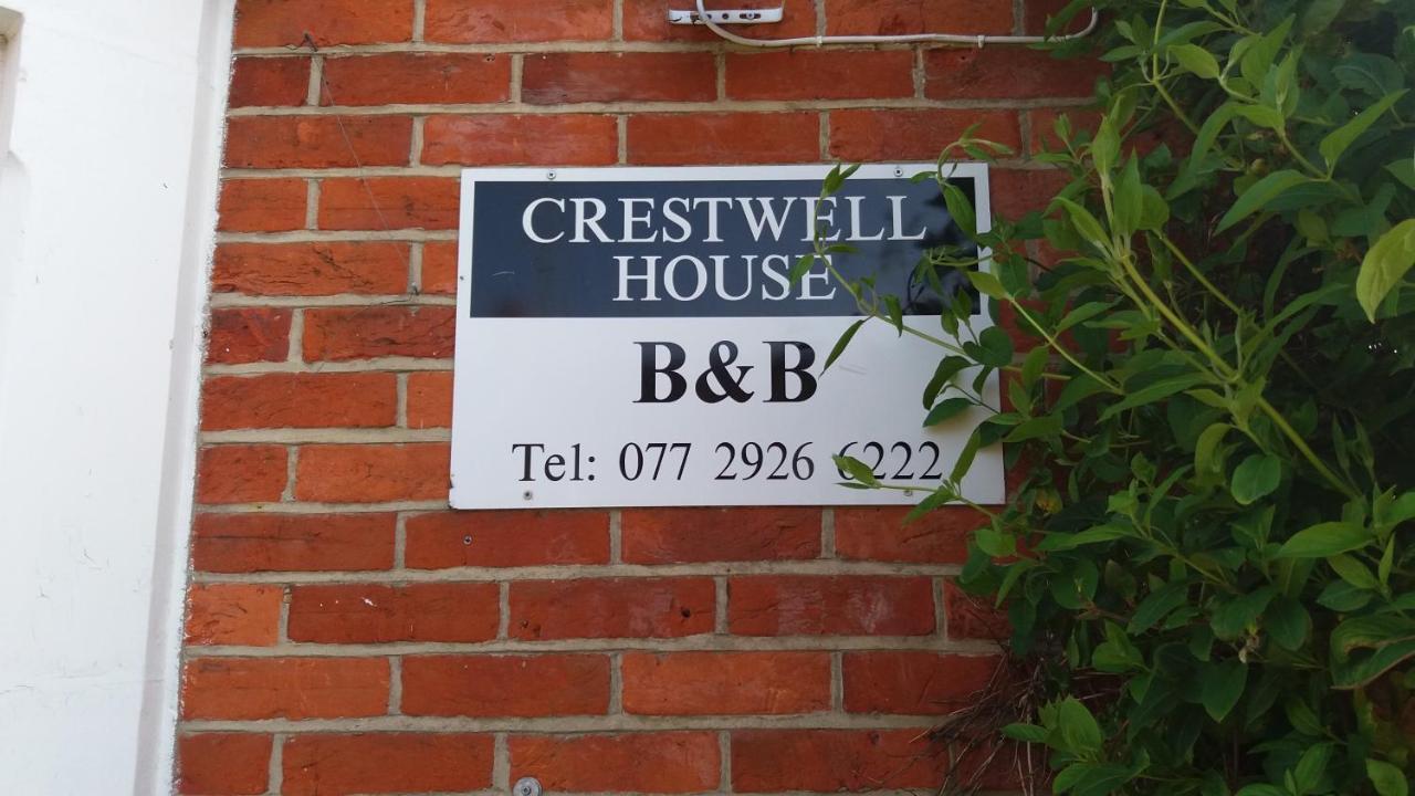 Crestwell House Bed & Breakfast Eastleigh Eksteriør bilde