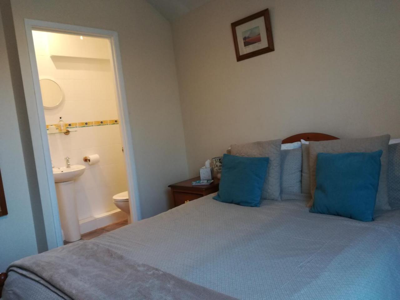 Crestwell House Bed & Breakfast Eastleigh Eksteriør bilde